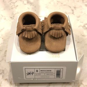 Freshly picked Newborn Weathered Brown